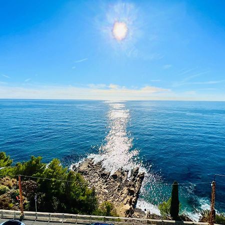 Suite Sunset 22 - Fronte Mare Sanremo Esterno foto